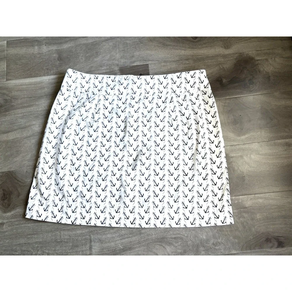 J crew Skirt‎ size 2 nautical theme anchors black and white